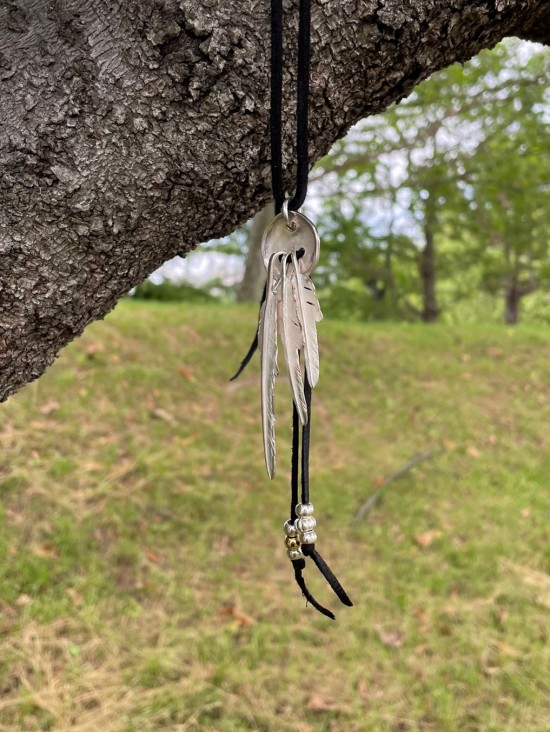 LARRYSMITH】 KAZEKIRI FEATHER PENDANT!! | Northrim Blog LARRYSMITH】 KAZEKIRI FEATHER PENDANT!! | Northrim Blog