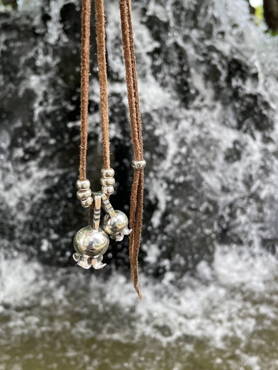 LARRYSMITH】 KAZEKIRI FEATHER PENDANT!! | Northrim Blog LARRYSMITH】 KAZEKIRI FEATHER PENDANT!! | Northrim Blog