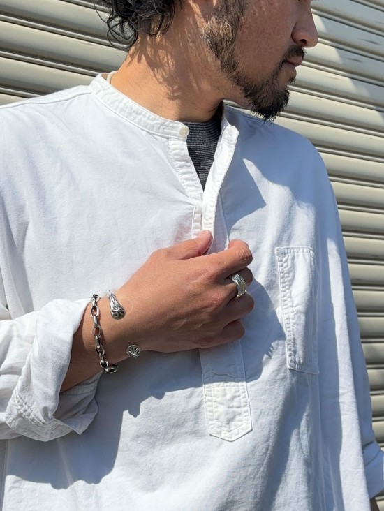 81