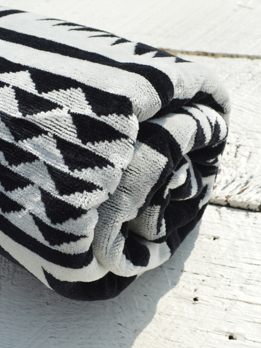 Oversized Jacquard Towels　 (JAPAN LIMITED)