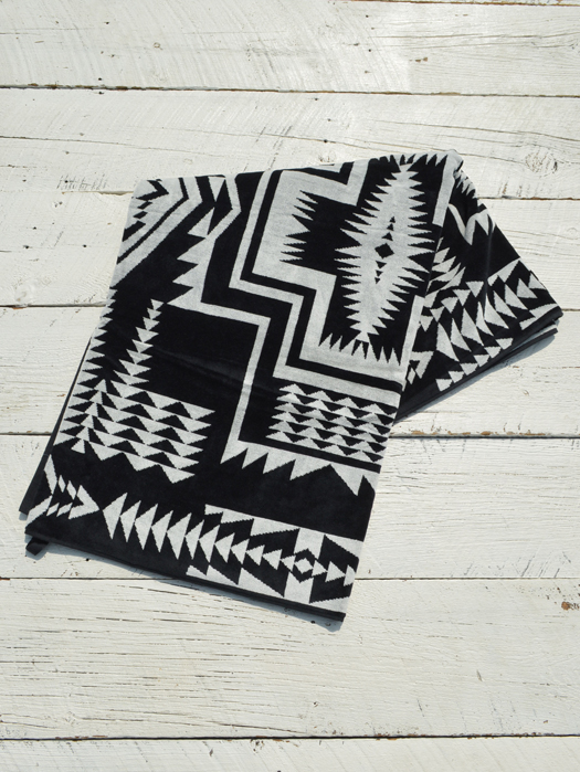 Oversized Jacquard Towels　 (JAPAN LIMITED)