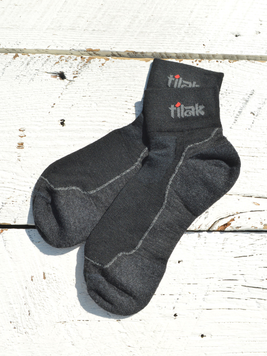 Tilak Socks Mid