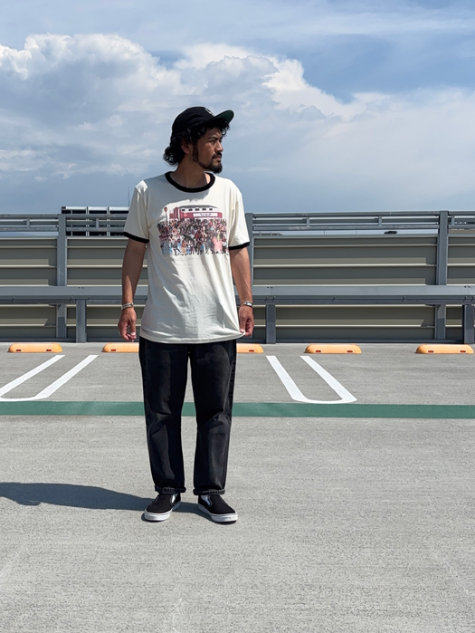 【BLUESCENTRIC】 Print T-Shirt　(Roxy Theater)