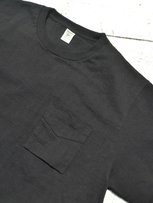Dotsume Pocket T-Shirt