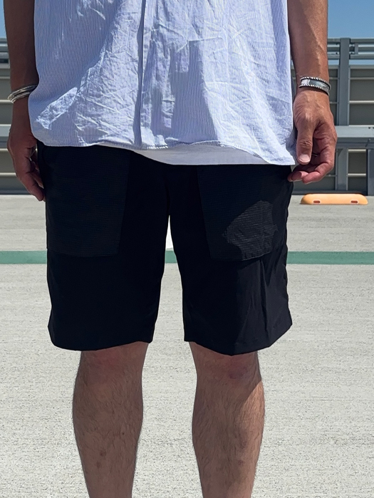 Shield Shorts　