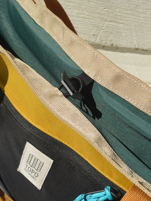 MOUNTAIN UTILITY TOTE BAG