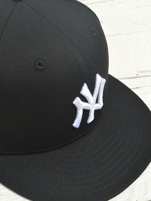 59FIFTY “New York Yankees” (Black× White)