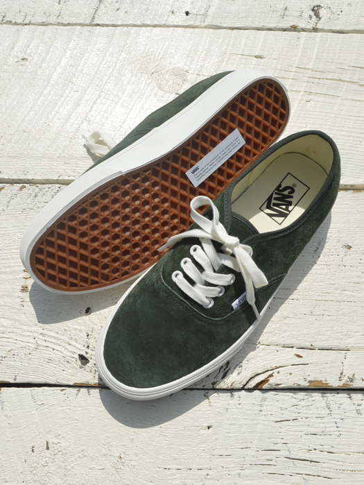 Authentic (Pig Suede)