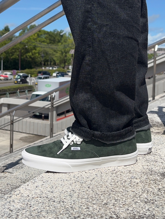 Authentic (Pig Suede)