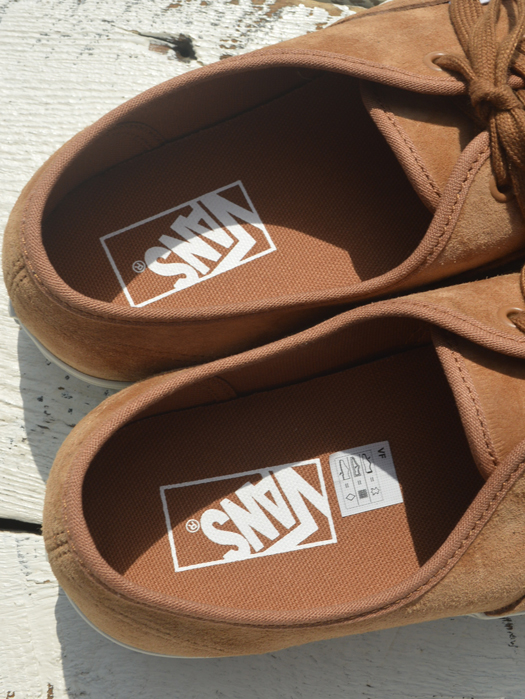 Authentic (Pig Suede)