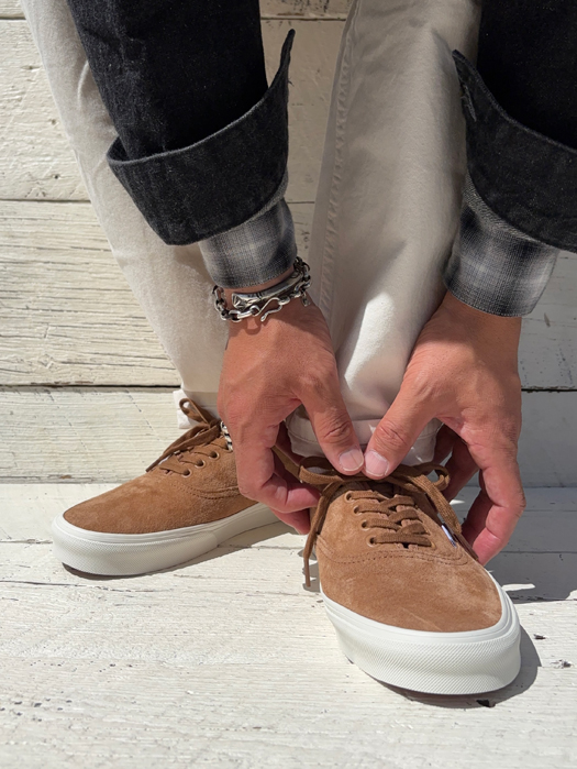 Authentic (Pig Suede)