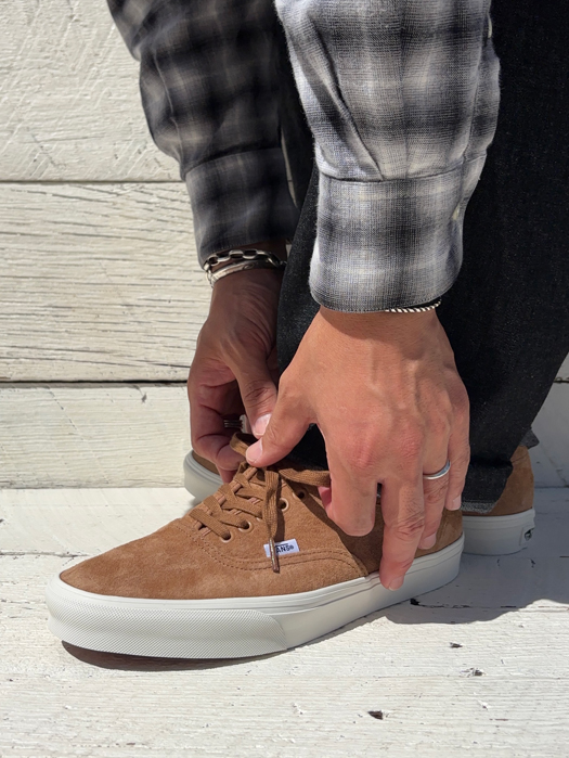 Authentic (Pig Suede)