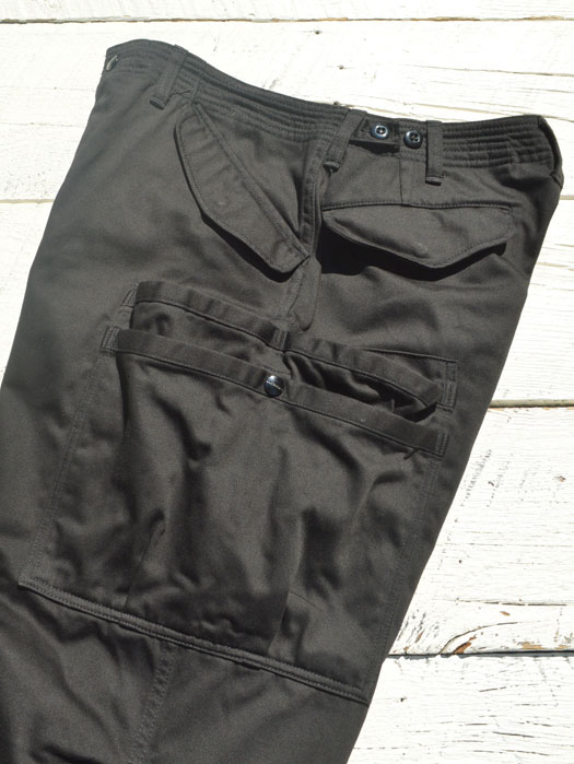 Overgrown Pants (Military Satin)　