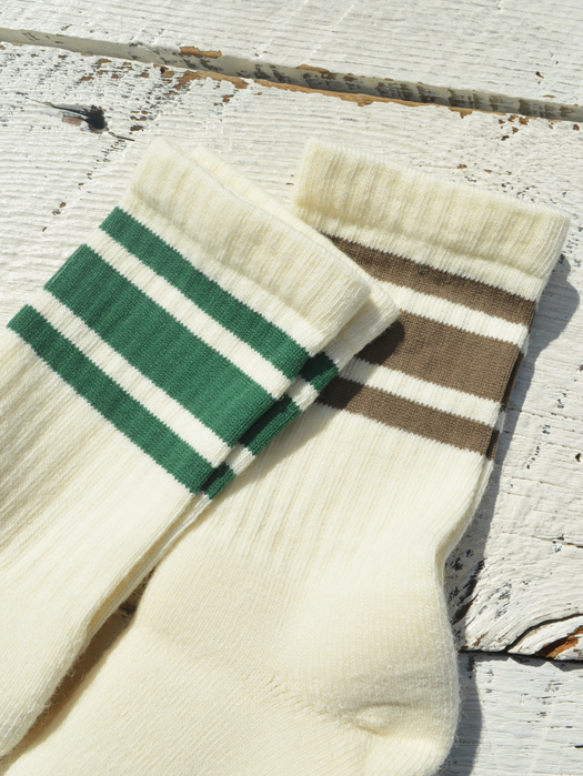 【WILDERNESS WEAR】 Half Beast Line Socks