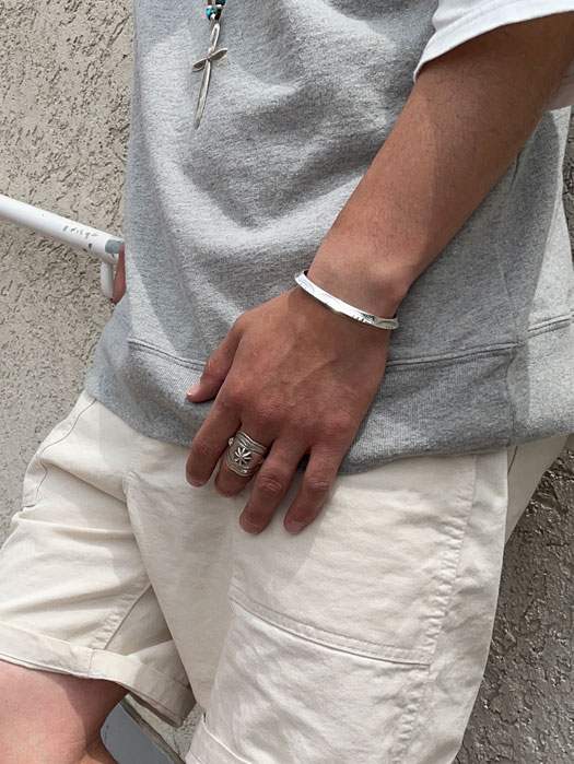 BR-0064 TRIANGLE BRACELET (3POINT)