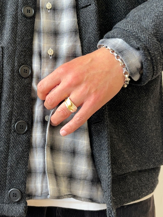 EFRG-0033 KAZEKIRI FEATHER RING No.33 (18K GOLD ACCENT)